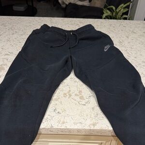 Nike Kids Black Jogger Sweatpants with Drawstring